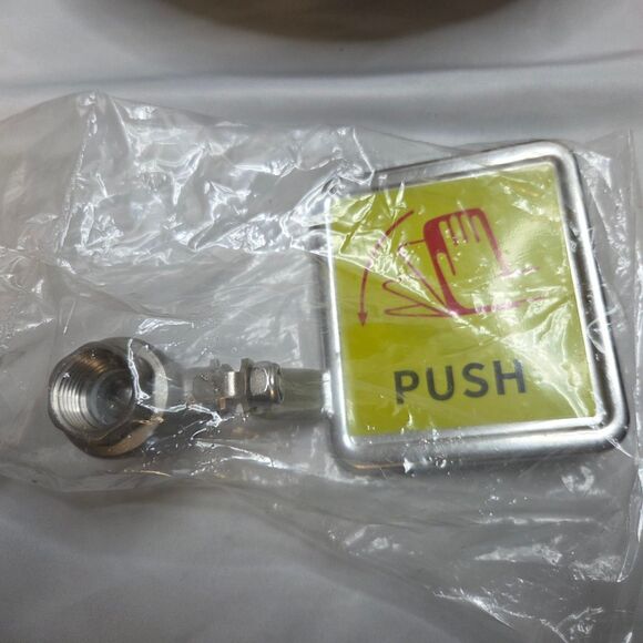 304 Stainless Steel Eye Wash Station, Wall-Mounted Emergency Eye Washer Enlarged - Picture 7 of 7